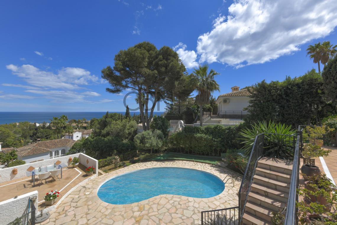 Villa en venta con vistas al mar en Torrenueva,  La Cala de Mijas