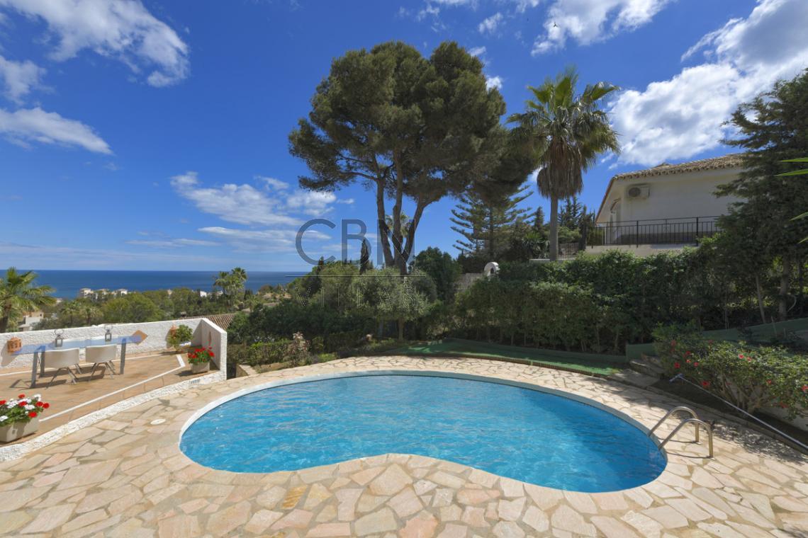 Villa en venta con vistas al mar en Torrenueva,  La Cala de Mijas