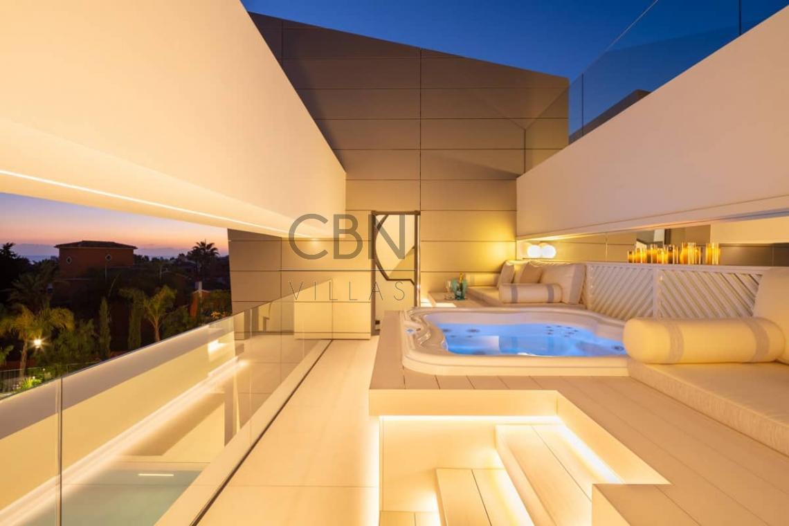 Villa en venta en Bahía de Marbella