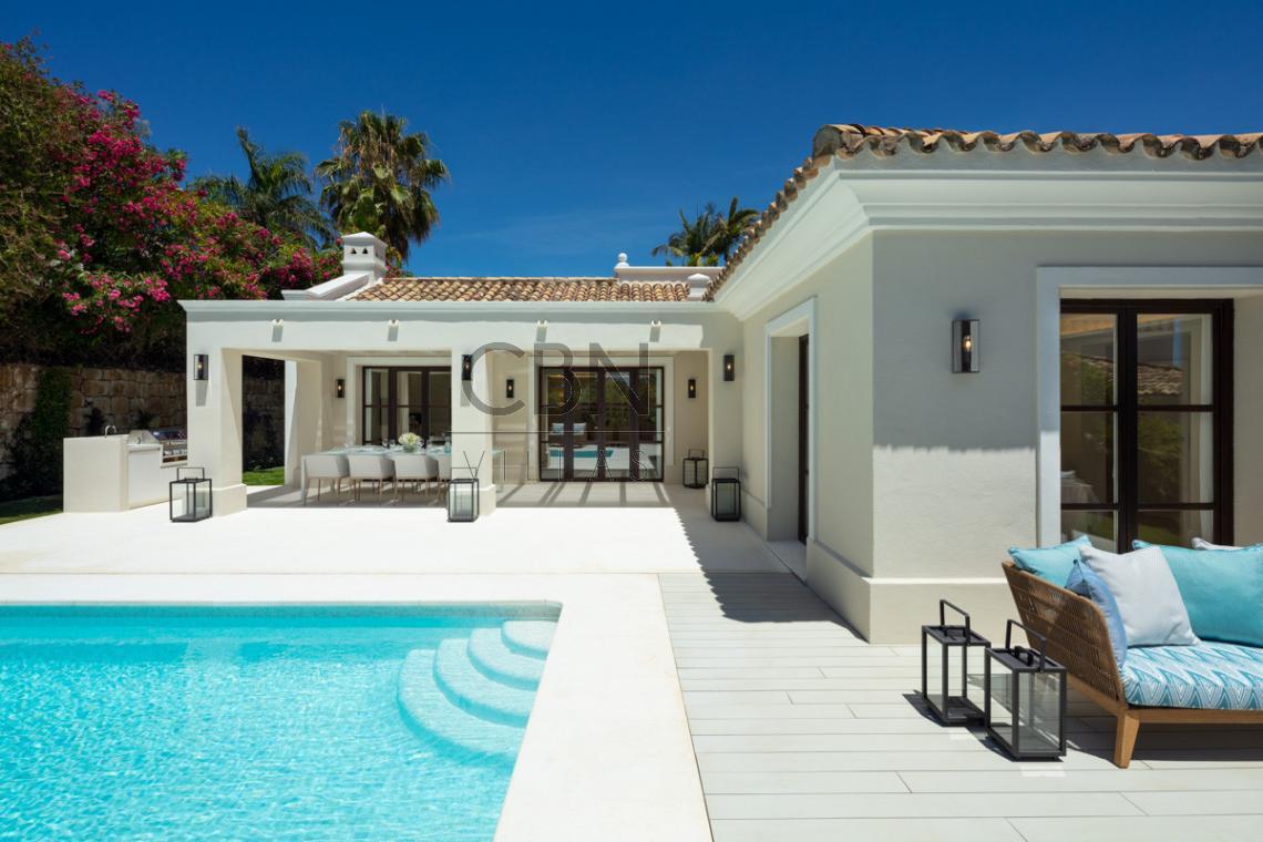 Villa en venta Nueva Andalucia, Marbella.