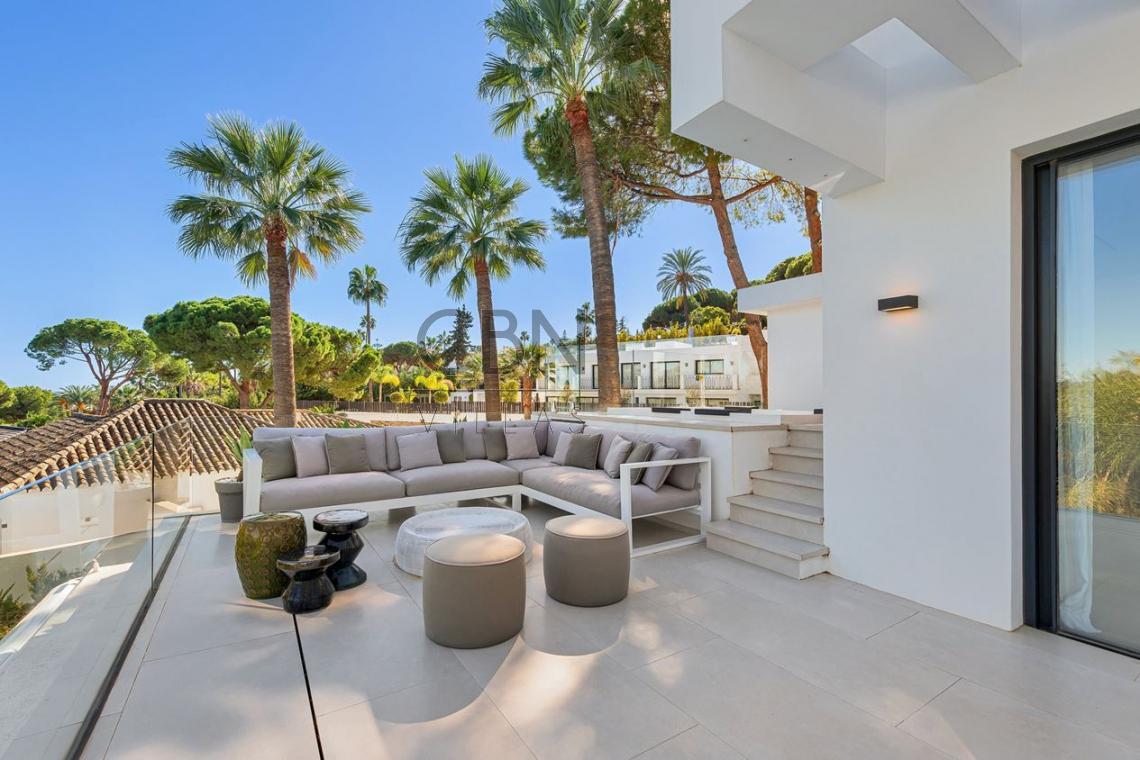Villa en venta Nueva Andalucia Marbella.